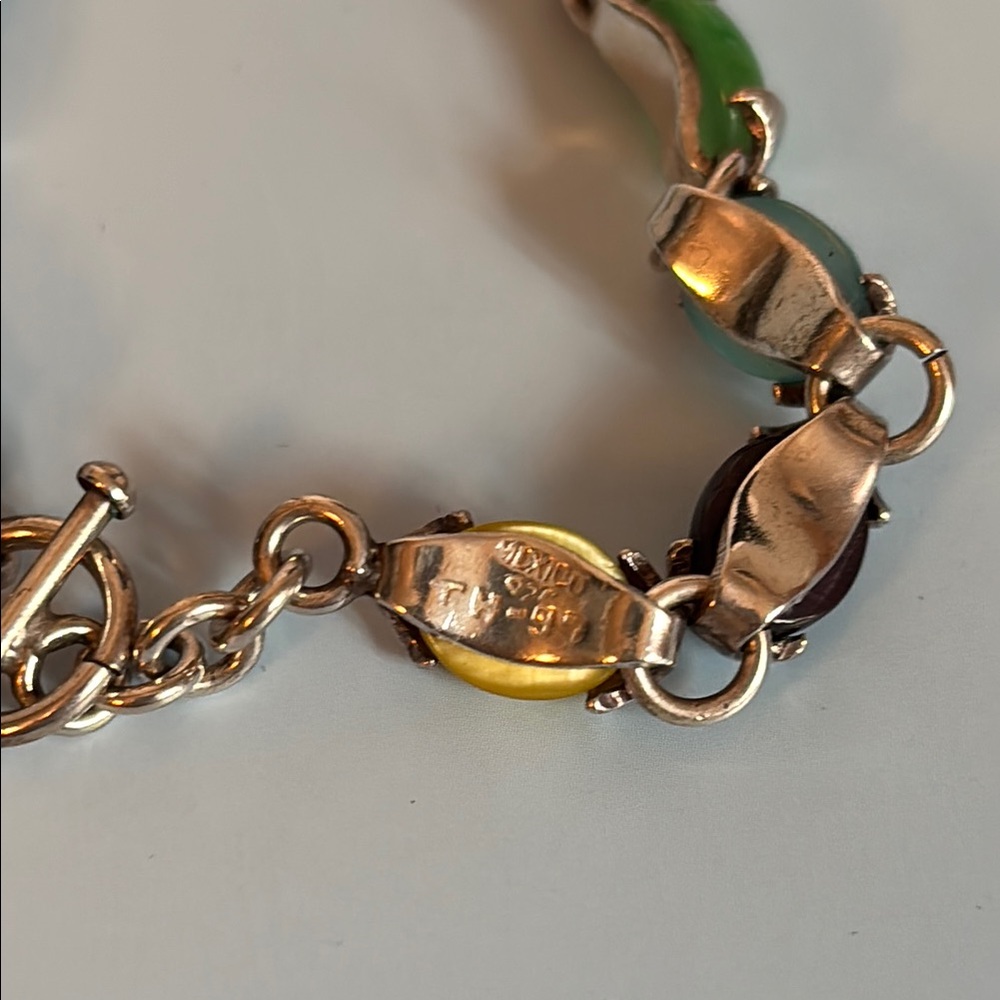 Elegant Multicolor Bracelet - Picture 4 of 4